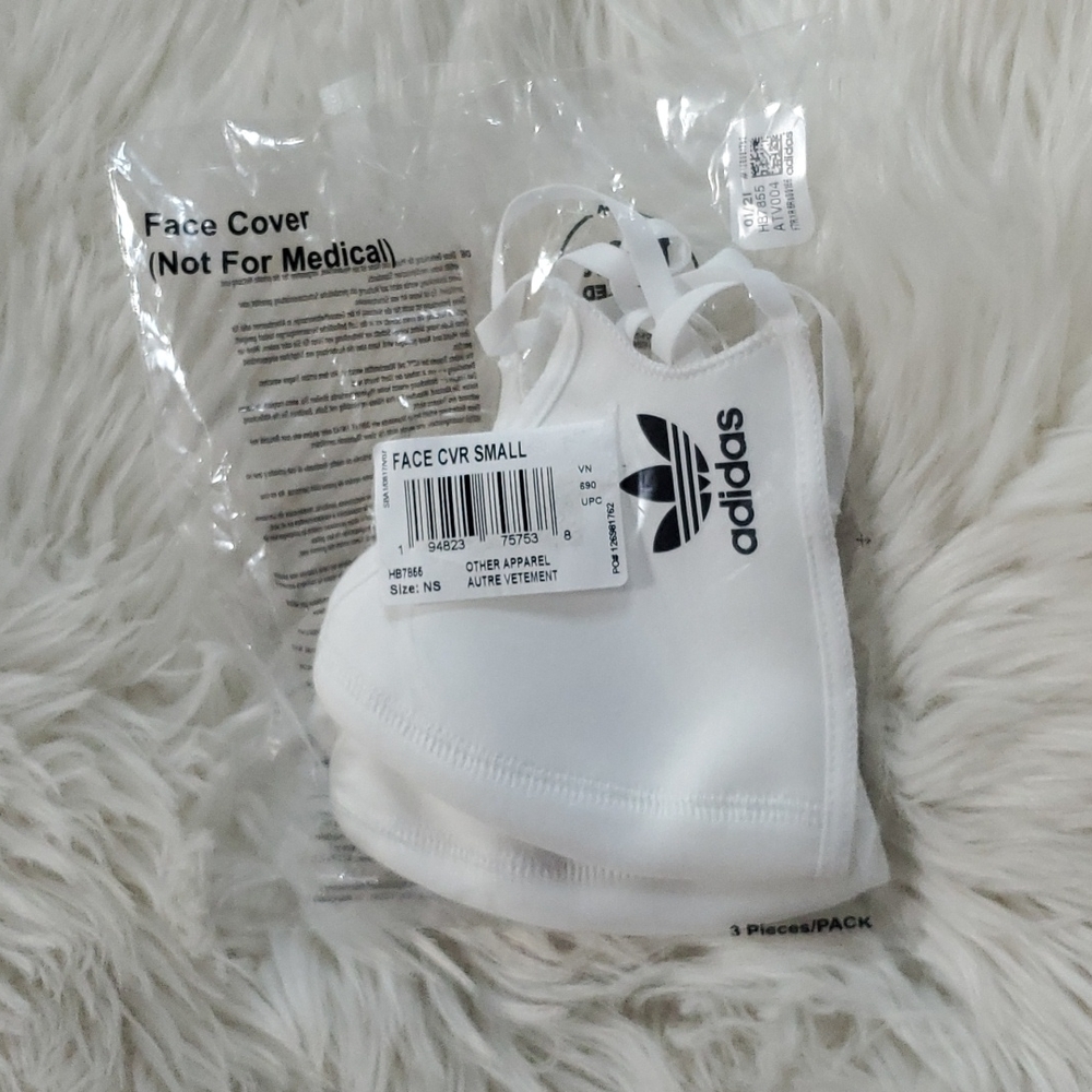🦋5/$25 Adidas face masks - Picture 6 of 8